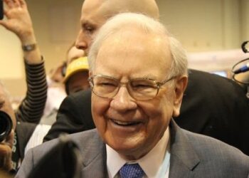“Lợi thế” đặc biệt làm nên tên tuổi của huyền thoại đầu tư Warren Buffett: Thời gian