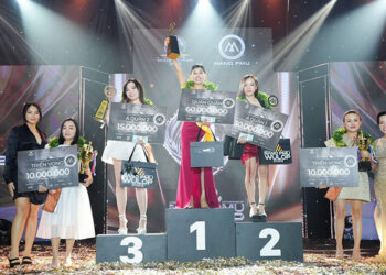 Master Oanh Nguyễn có màn thể hiện thuyết phục tại Nano PMU Championship 2023 với giải Quán quân phun môi trên người thật danh giá