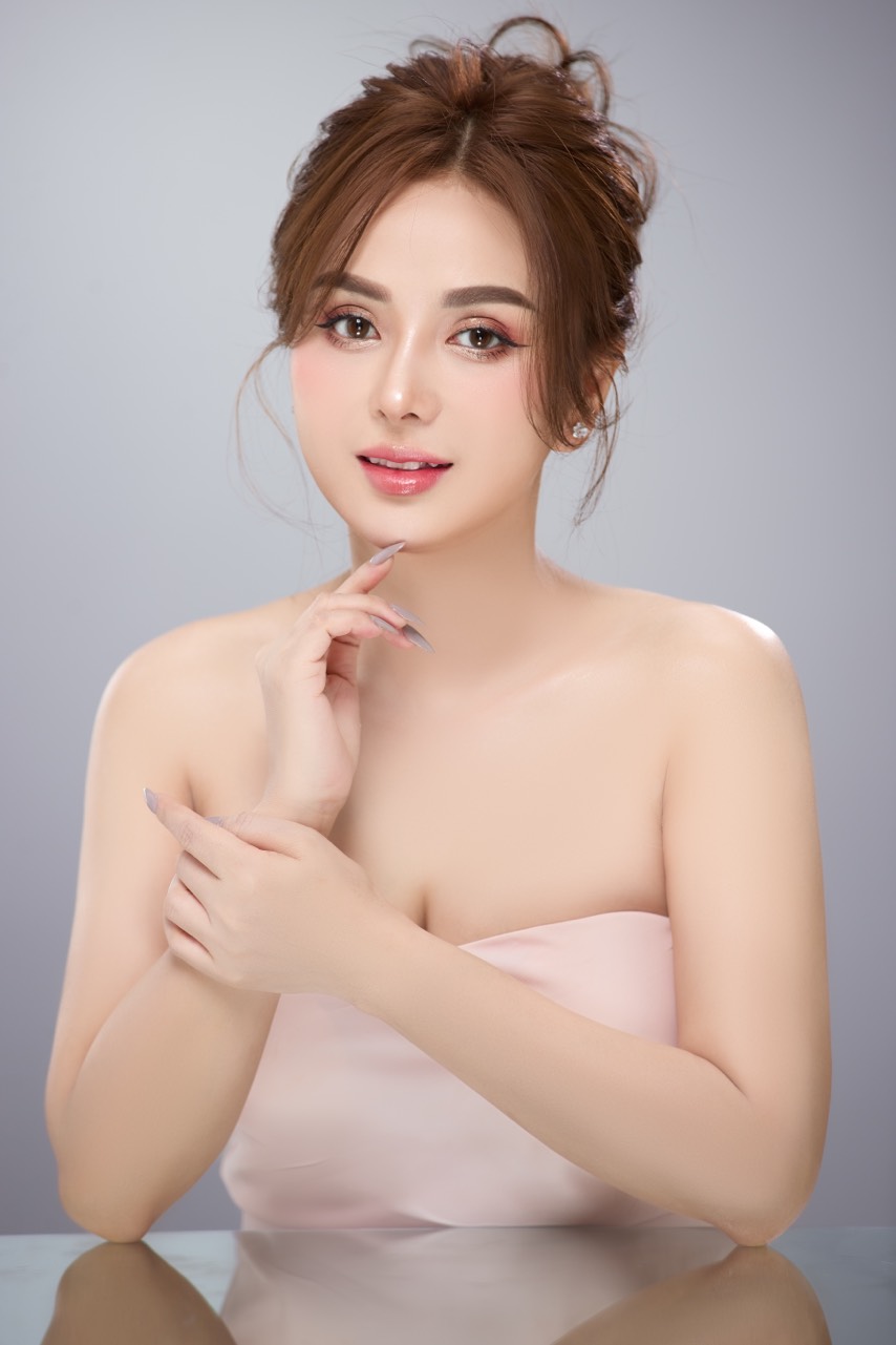 NGUYEN CAM NHUNG 1