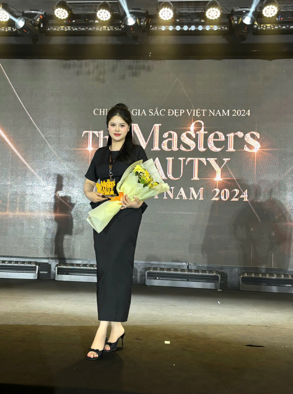 master hoa nguyen hanh trinh nang cao vi the hoa beauty