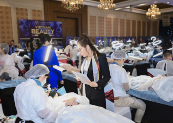 Sự Đóng Góp Của Master Trang Kim Trong Vai Trò Giám Khảo Tại VIỆT NAM BEAUTY CUP 2024