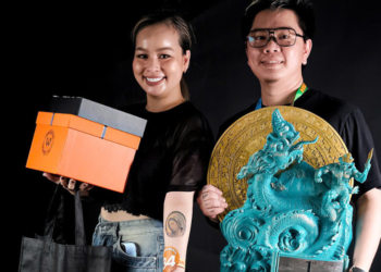 Artist Ý Nguyễn Tỏa Sáng Tại Việt Nam Ink Show International 2024 Với Giải Thưởng BEST SUPER SMALL